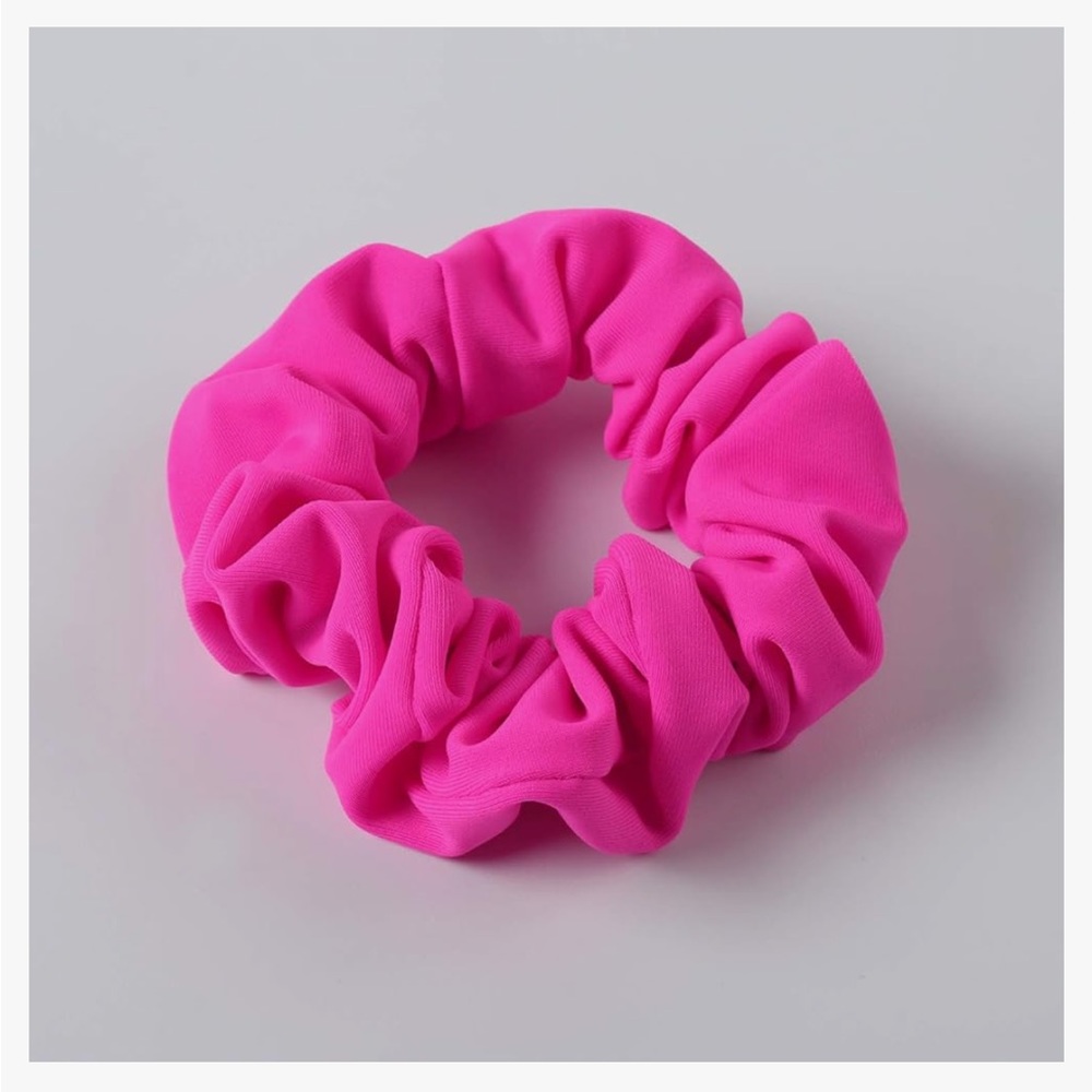 Pink Bikini - Picture 5 of 6